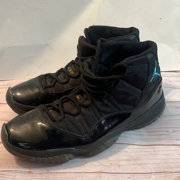 AIR JORDAN 11 XI RETRO USED SIZE 13.5 BLACK GAMMA BLUE VARSITY MAIZE main image 7